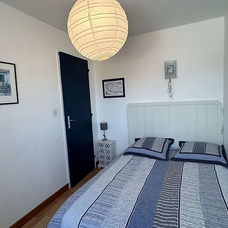 Cosy 3 Pieces Avec Parking Et Animaux Admis - Fr-1-224b-134 شقة